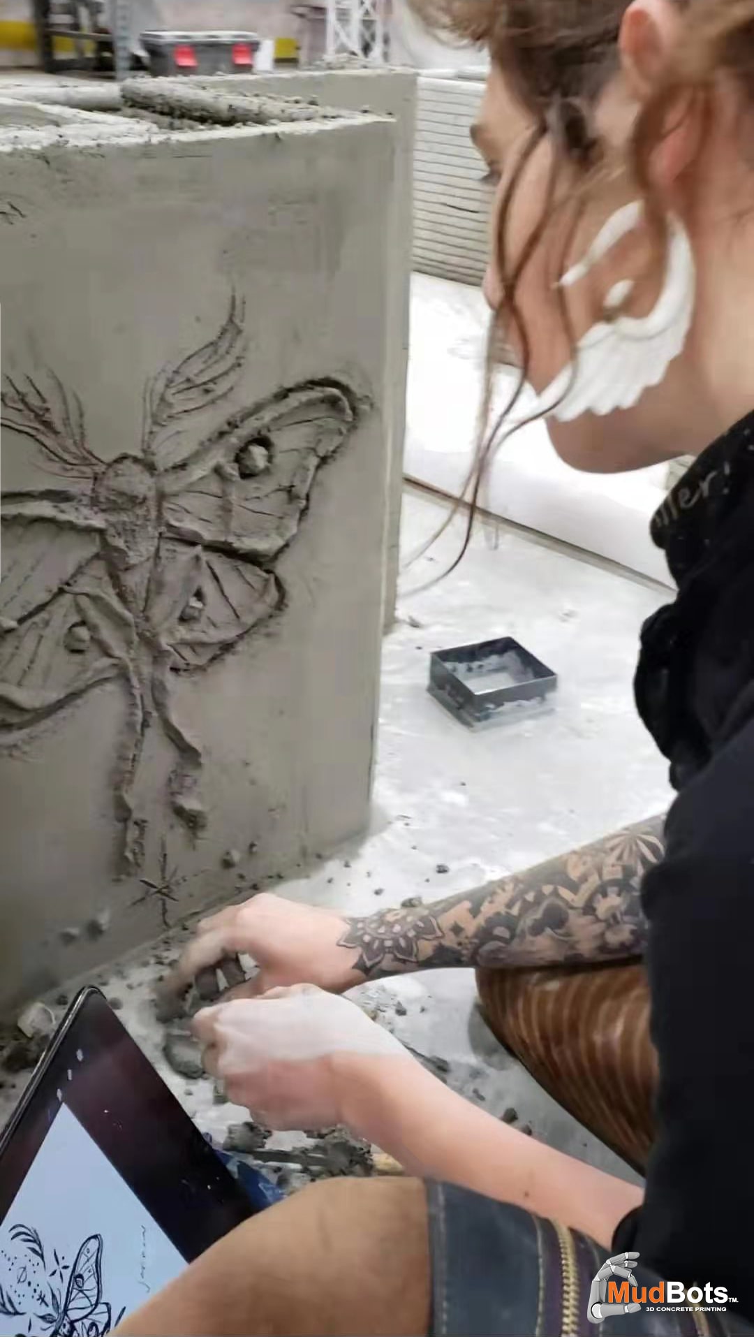 Bring out the ARTIST in you! Design your walls with any vision you have - a beautiful butterfly, in this case. Construction does not have to be all boring and dirty.
